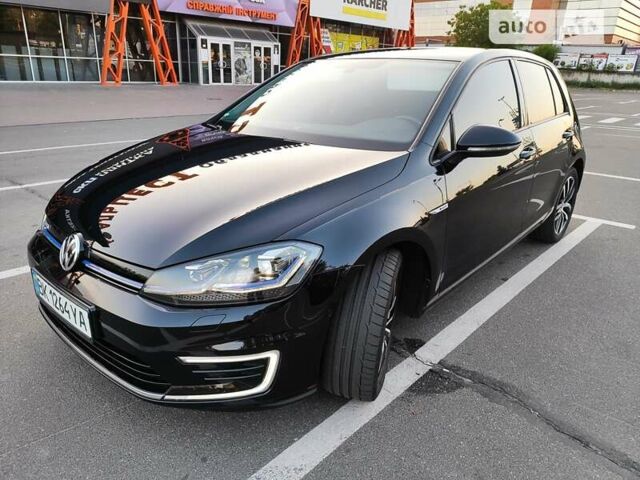 Чорний Фольксваген e-Golf, об'ємом двигуна 0 л та пробігом 86 тис. км за 19500 $, фото 1 на Automoto.ua