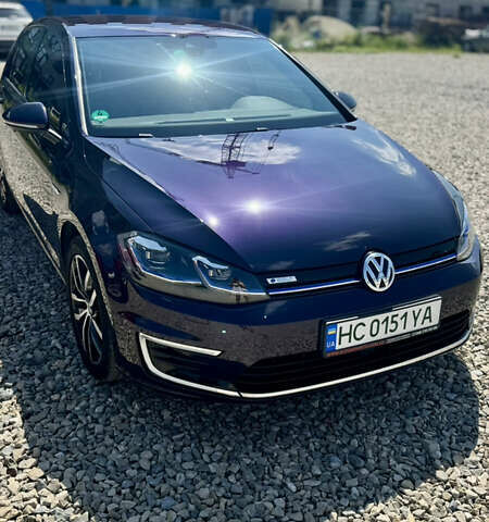 Фиолетовый Фольксваген e-Golf, объемом двигателя 0 л и пробегом 62 тыс. км за 17000 $, фото 1 на Automoto.ua