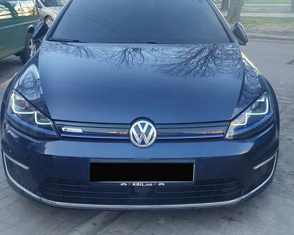 Коричневый Фольксваген e-Golf, объемом двигателя 0 л и пробегом 160 тыс. км за 9800 $, фото 1 на Automoto.ua