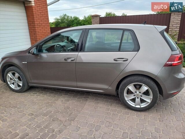 Коричневый Фольксваген e-Golf, объемом двигателя 0 л и пробегом 108 тыс. км за 8600 $, фото 1 на Automoto.ua