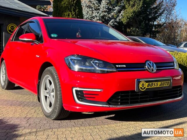 Красный Фольксваген e-Golf, объемом двигателя 36 л и пробегом 89 тыс. км за 14500 $, фото 1 на Automoto.ua