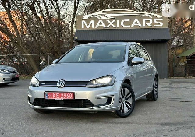 Фольксваген e-Golf, объемом двигателя 0 л и пробегом 99 тыс. км за 12900 $, фото 1 на Automoto.ua