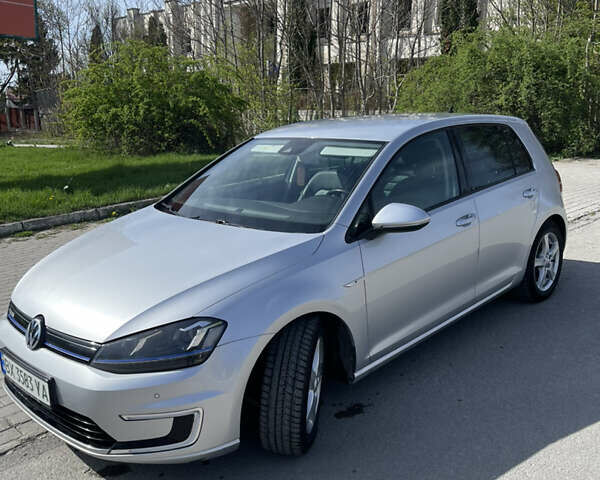 Фольксваген e-Golf, объемом двигателя 0 л и пробегом 133 тыс. км за 11500 $, фото 1 на Automoto.ua