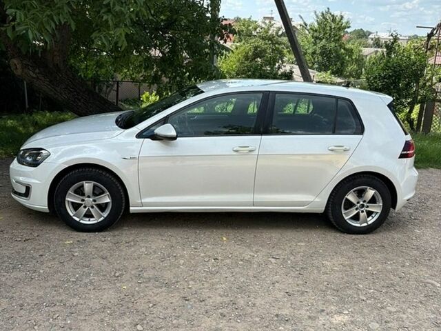 Фольксваген e-Golf, объемом двигателя 0 л и пробегом 152 тыс. км за 8900 $, фото 1 на Automoto.ua