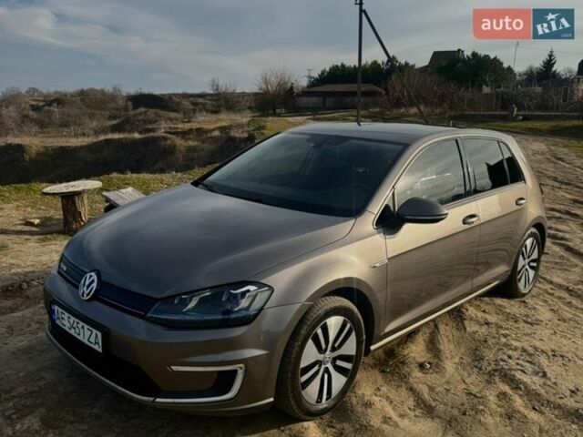 Фольксваген e-Golf, об'ємом двигуна 0 л та пробігом 171 тис. км за 9300 $, фото 1 на Automoto.ua