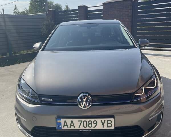 Фольксваген e-Golf, объемом двигателя 0 л и пробегом 132 тыс. км за 11500 $, фото 1 на Automoto.ua