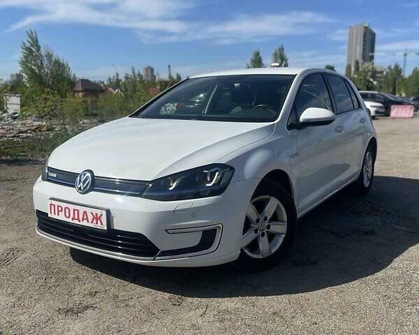 Фольксваген e-Golf, объемом двигателя 0 л и пробегом 153 тыс. км за 10900 $, фото 1 на Automoto.ua