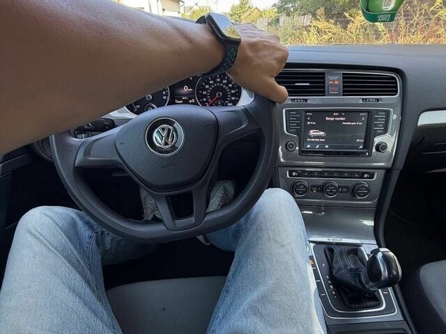Фольксваген e-Golf, объемом двигателя 0 л и пробегом 111 тыс. км за 7300 $, фото 1 на Automoto.ua