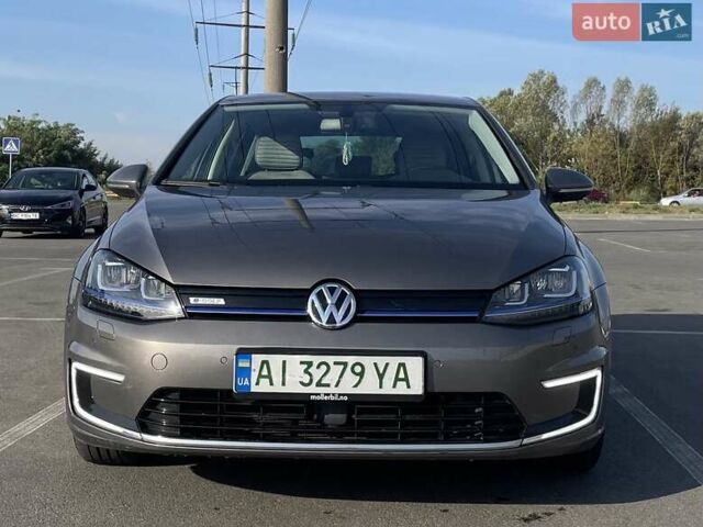 Фольксваген e-Golf, объемом двигателя 0 л и пробегом 110 тыс. км за 9900 $, фото 1 на Automoto.ua