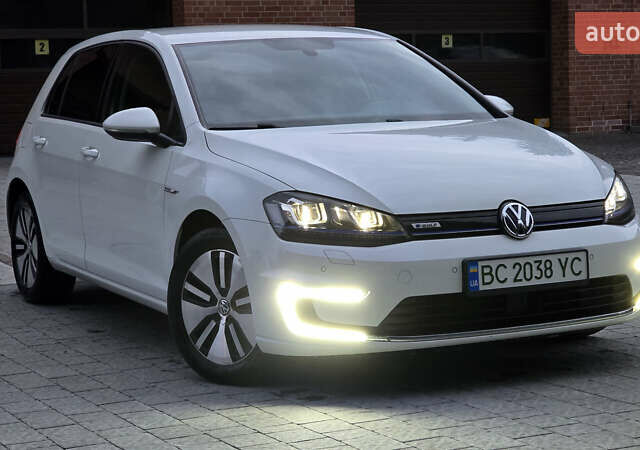 Фольксваген e-Golf, объемом двигателя 0 л и пробегом 114 тыс. км за 10500 $, фото 1 на Automoto.ua