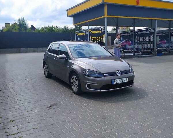 Фольксваген e-Golf, объемом двигателя 0 л и пробегом 111 тыс. км за 12700 $, фото 1 на Automoto.ua