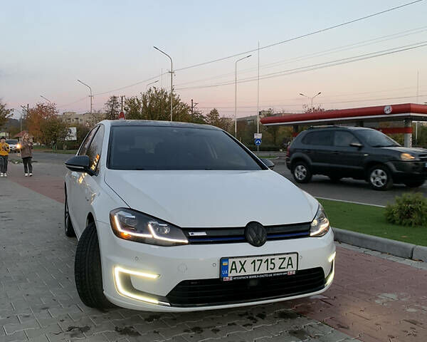 Фольксваген e-Golf, объемом двигателя 0 л и пробегом 104 тыс. км за 25500 $, фото 1 на Automoto.ua