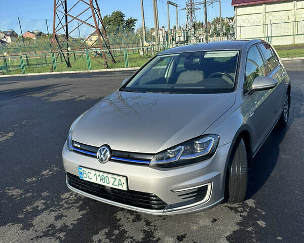 Фольксваген e-Golf, объемом двигателя 0 л и пробегом 118 тыс. км за 11700 $, фото 1 на Automoto.ua