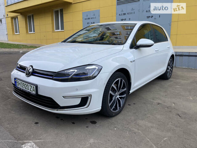 Фольксваген e-Golf, объемом двигателя 0 л и пробегом 182 тыс. км за 15600 $, фото 1 на Automoto.ua
