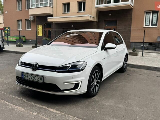 Фольксваген e-Golf, объемом двигателя 0 л и пробегом 192 тыс. км за 14990 $, фото 1 на Automoto.ua