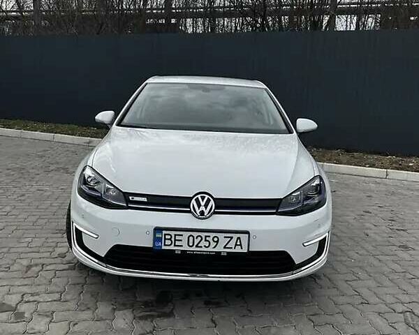 Фольксваген e-Golf, объемом двигателя 0 л и пробегом 52 тыс. км за 19000 $, фото 1 на Automoto.ua