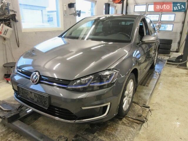 Фольксваген e-Golf, объемом двигателя 0 л и пробегом 120 тыс. км за 13750 $, фото 1 на Automoto.ua