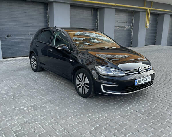 Фольксваген e-Golf, объемом двигателя 0 л и пробегом 120 тыс. км за 14800 $, фото 1 на Automoto.ua