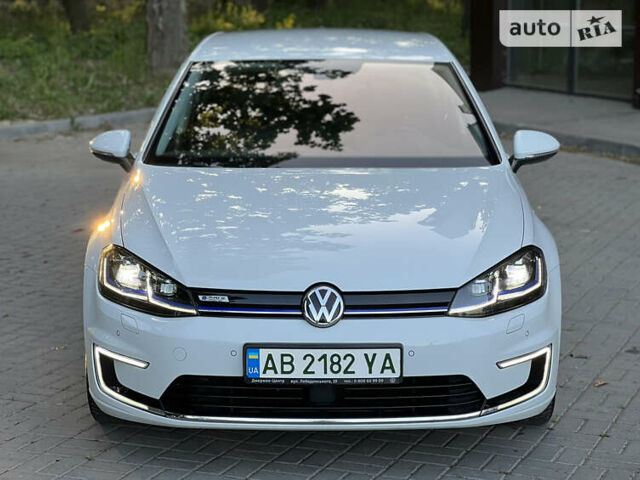 Фольксваген e-Golf, объемом двигателя 0 л и пробегом 118 тыс. км за 18600 $, фото 1 на Automoto.ua