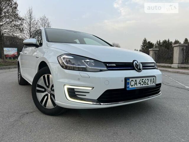 Фольксваген e-Golf, об'ємом двигуна 0 л та пробігом 43 тис. км за 15900 $, фото 1 на Automoto.ua