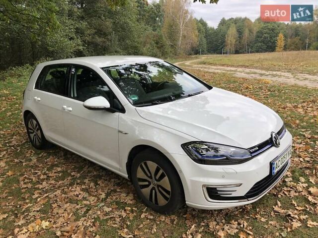 Фольксваген e-Golf, объемом двигателя 0 л и пробегом 67 тыс. км за 15000 $, фото 1 на Automoto.ua