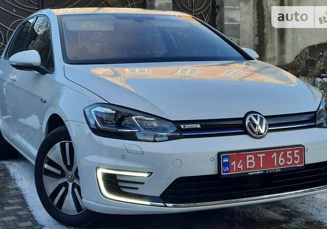 Фольксваген e-Golf, объемом двигателя 0 л и пробегом 26 тыс. км за 15698 $, фото 1 на Automoto.ua