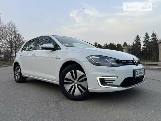 Фольксваген e-Golf, объемом двигателя 0 л и пробегом 44 тыс. км за 15300 $, фото 1 на Automoto.ua