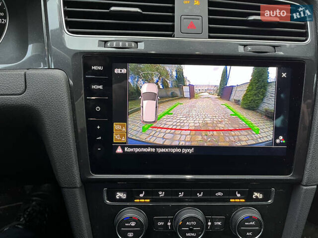 Фольксваген e-Golf, объемом двигателя 0 л и пробегом 26 тыс. км за 14800 $, фото 1 на Automoto.ua