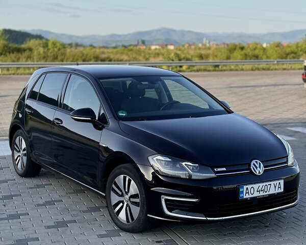 Фольксваген e-Golf, объемом двигателя 0 л и пробегом 45 тыс. км за 14450 $, фото 1 на Automoto.ua