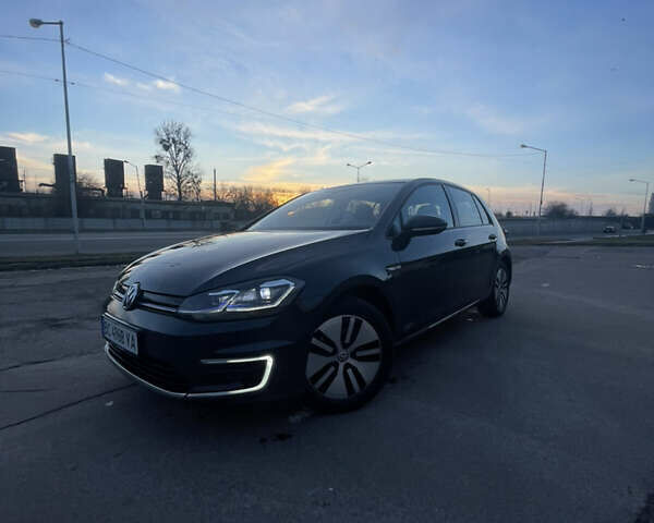 Фольксваген e-Golf, объемом двигателя 0 л и пробегом 51 тыс. км за 17300 $, фото 1 на Automoto.ua
