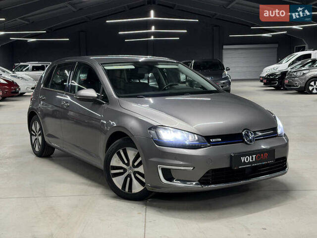 Серый Фольксваген e-Golf, объемом двигателя 0 л и пробегом 163 тыс. км за 7700 $, фото 1 на Automoto.ua