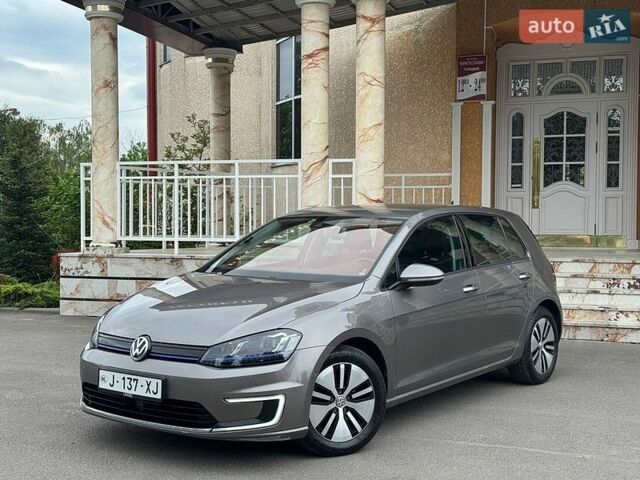 Сірий Фольксваген e-Golf, об'ємом двигуна 0 л та пробігом 141 тис. км за 8999 $, фото 1 на Automoto.ua