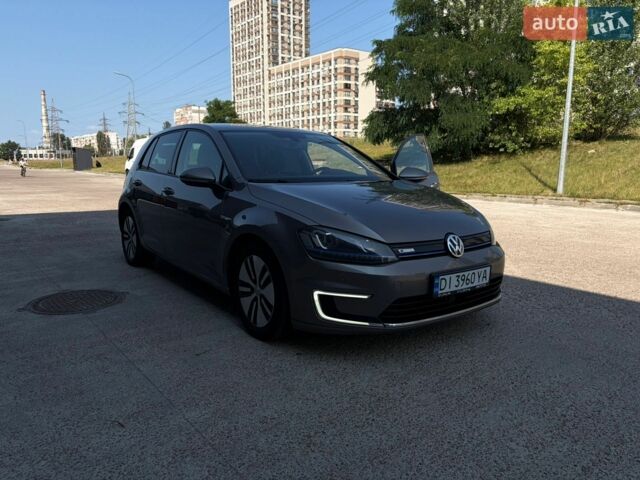 Сірий Фольксваген e-Golf, об'ємом двигуна 0 л та пробігом 181 тис. км за 7777 $, фото 1 на Automoto.ua