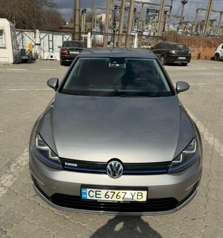 Серый Фольксваген e-Golf, объемом двигателя 0 л и пробегом 182 тыс. км за 8100 $, фото 1 на Automoto.ua