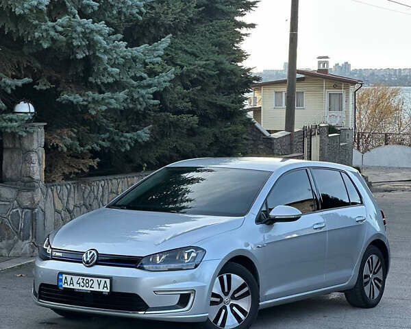 Сірий Фольксваген e-Golf, об'ємом двигуна 0 л та пробігом 131 тис. км за 9700 $, фото 1 на Automoto.ua