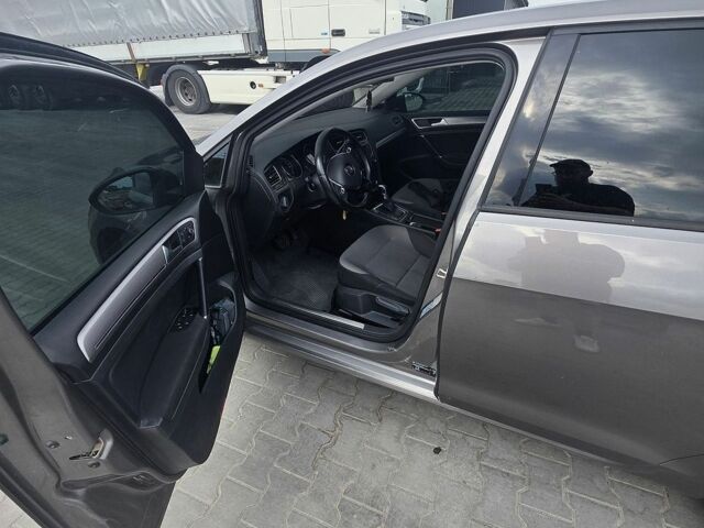 Серый Фольксваген e-Golf, объемом двигателя 0 л и пробегом 206 тыс. км за 8700 $, фото 1 на Automoto.ua