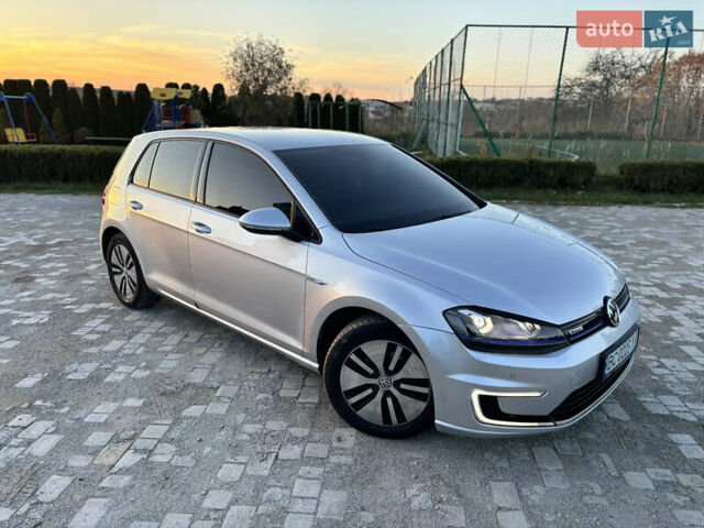 Серый Фольксваген e-Golf, объемом двигателя 0 л и пробегом 161 тыс. км за 8499 $, фото 1 на Automoto.ua