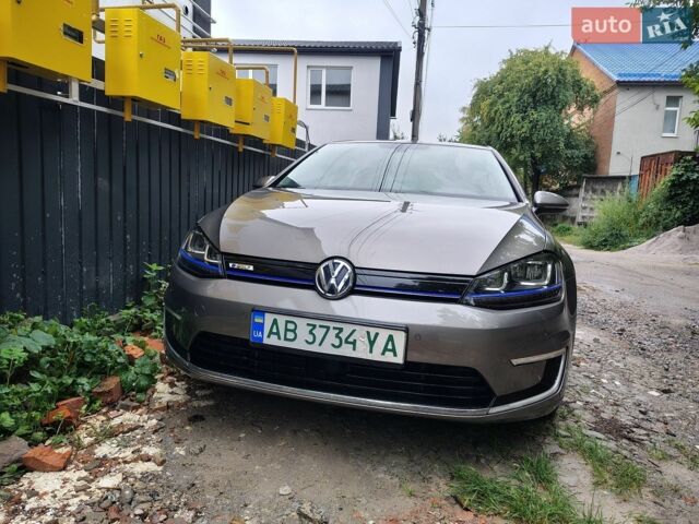 Сірий Фольксваген e-Golf, об'ємом двигуна 0 л та пробігом 142 тис. км за 8700 $, фото 1 на Automoto.ua