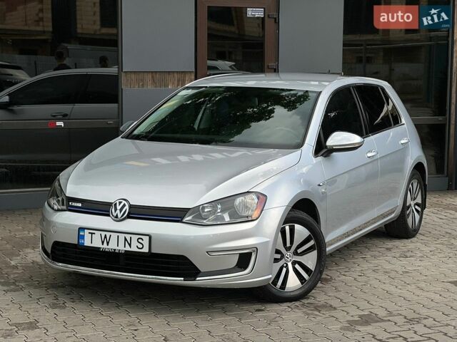 Серый Фольксваген e-Golf, объемом двигателя 0 л и пробегом 82 тыс. км за 8900 $, фото 1 на Automoto.ua