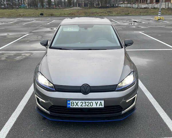 Сірий Фольксваген e-Golf, об'ємом двигуна 0 л та пробігом 128 тис. км за 10008 $, фото 1 на Automoto.ua