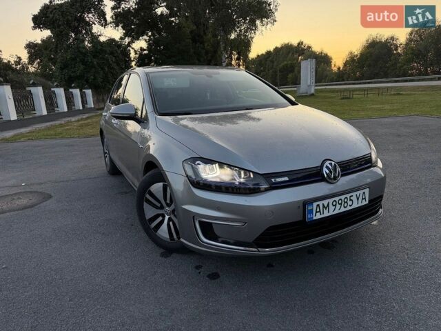 Серый Фольксваген e-Golf, объемом двигателя 0 л и пробегом 159 тыс. км за 8000 $, фото 1 на Automoto.ua