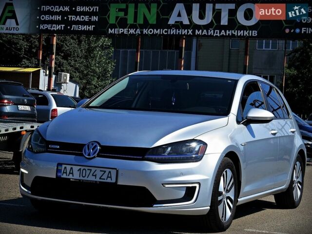 Серый Фольксваген e-Golf, объемом двигателя 0 л и пробегом 113 тыс. км за 8300 $, фото 1 на Automoto.ua