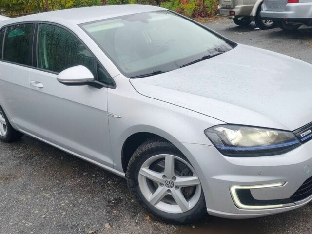 Серый Фольксваген e-Golf, объемом двигателя 0 л и пробегом 137 тыс. км за 9400 $, фото 1 на Automoto.ua