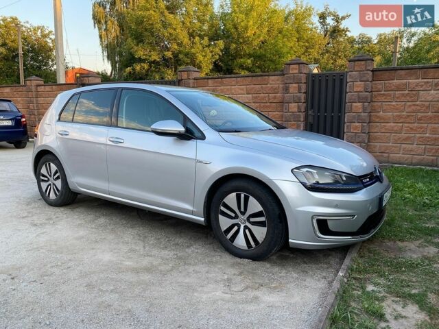 Сірий Фольксваген e-Golf, об'ємом двигуна 0 л та пробігом 119 тис. км за 9900 $, фото 1 на Automoto.ua