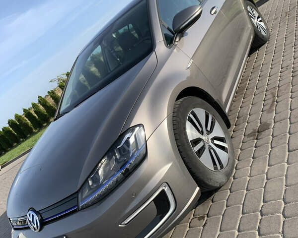 Сірий Фольксваген e-Golf, об'ємом двигуна 0 л та пробігом 91 тис. км за 13800 $, фото 1 на Automoto.ua