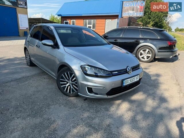 Серый Фольксваген e-Golf, объемом двигателя 0 л и пробегом 180 тыс. км за 7600 $, фото 1 на Automoto.ua