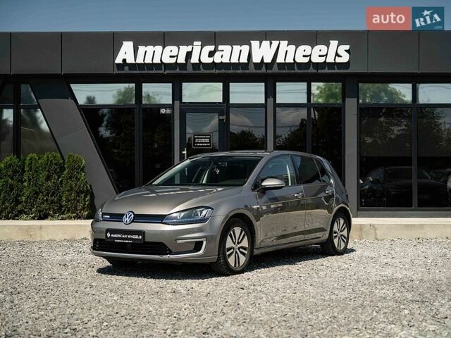 Серый Фольксваген e-Golf, объемом двигателя 0 л и пробегом 130 тыс. км за 9900 $, фото 1 на Automoto.ua