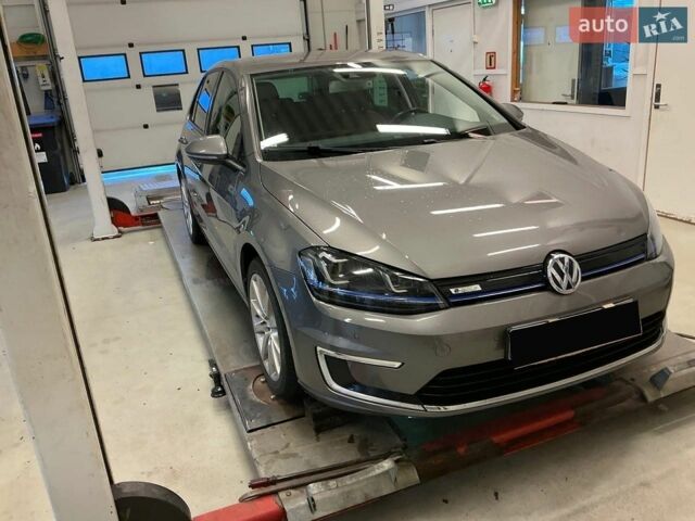Сірий Фольксваген e-Golf, об'ємом двигуна 0 л та пробігом 140 тис. км за 10300 $, фото 1 на Automoto.ua