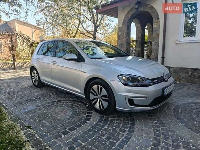 Серый Фольксваген e-Golf, объемом двигателя 0 л и пробегом 152 тыс. км за 7650 $, фото 1 на Automoto.ua
