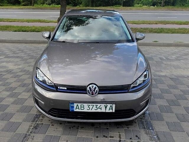 Сірий Фольксваген e-Golf, об'ємом двигуна 0 л та пробігом 143 тис. км за 7900 $, фото 1 на Automoto.ua